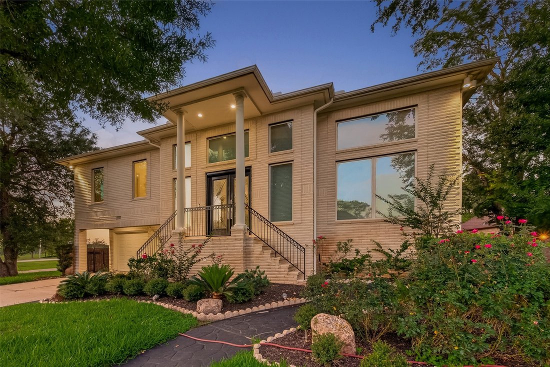 House in Sugar Land, Texas, United States 2 - 18160091