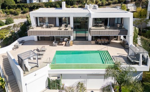 Villa à Estepona, Andalousie, Espagne 1