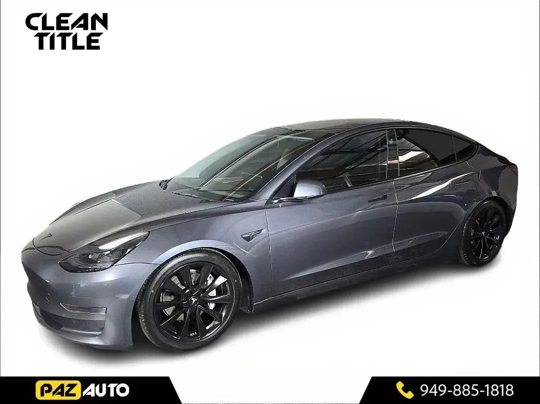Sedan in Laguna Hills, CA, United States 1 - 18087612
