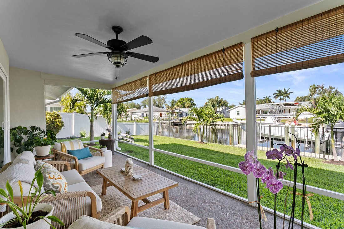 House in St. Petersburg, Florida, United States 3 - 18155612