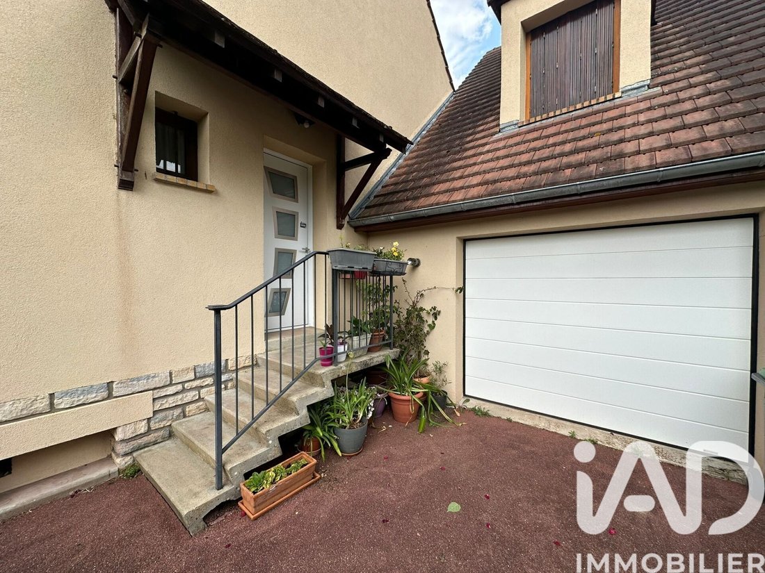 House in Rambouillet, Ile-de-France, France 3 - 18166588