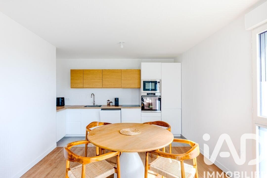 Apartment in Hauts d'Asnières-Argenteuil, Asnières-sur-Seine, France 3 - 18161289