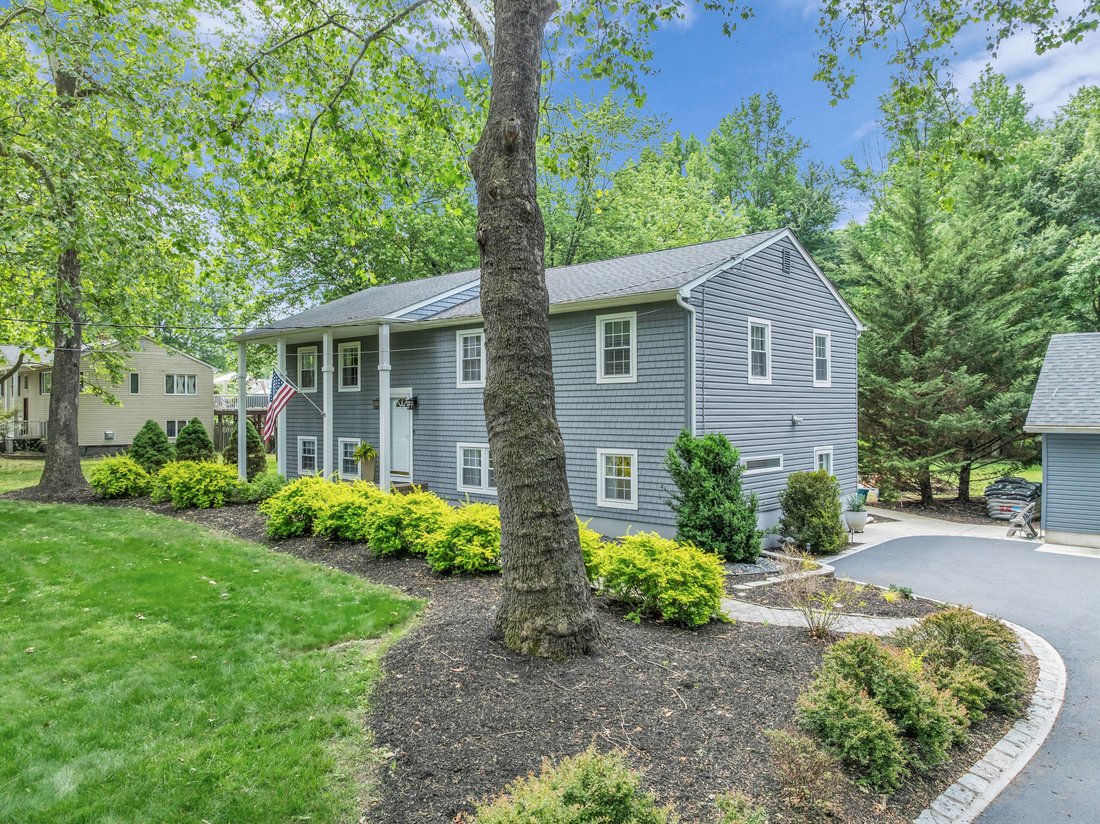 House in Red Bank, New Jersey, United States 3 - 18155590