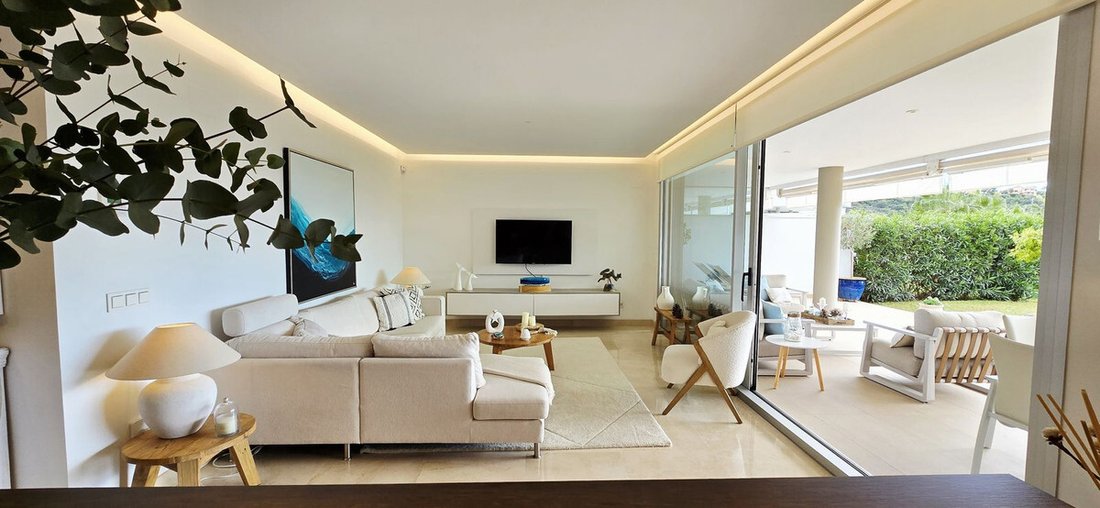 Apartment in Benahavis, Andalusia, Spain 5 - 18160596
