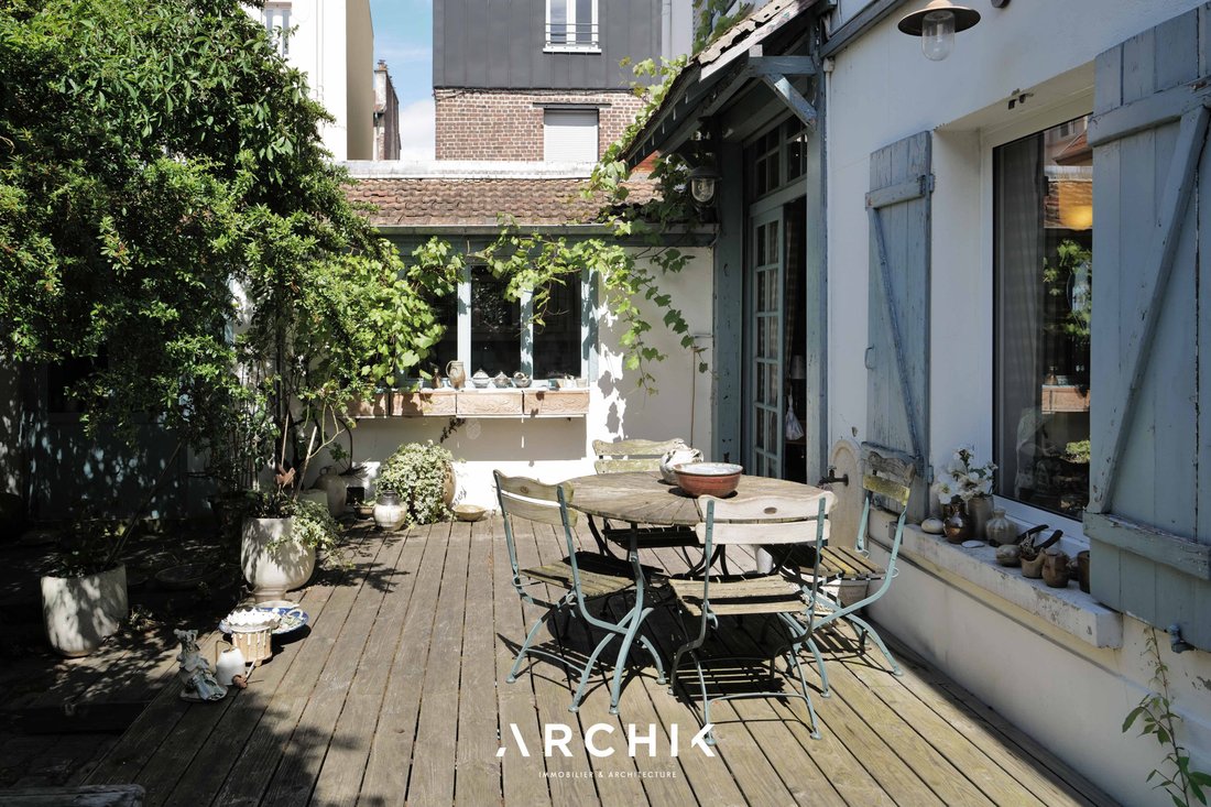 House in Parc des Expositions, Vanves, France 1 - 18167486