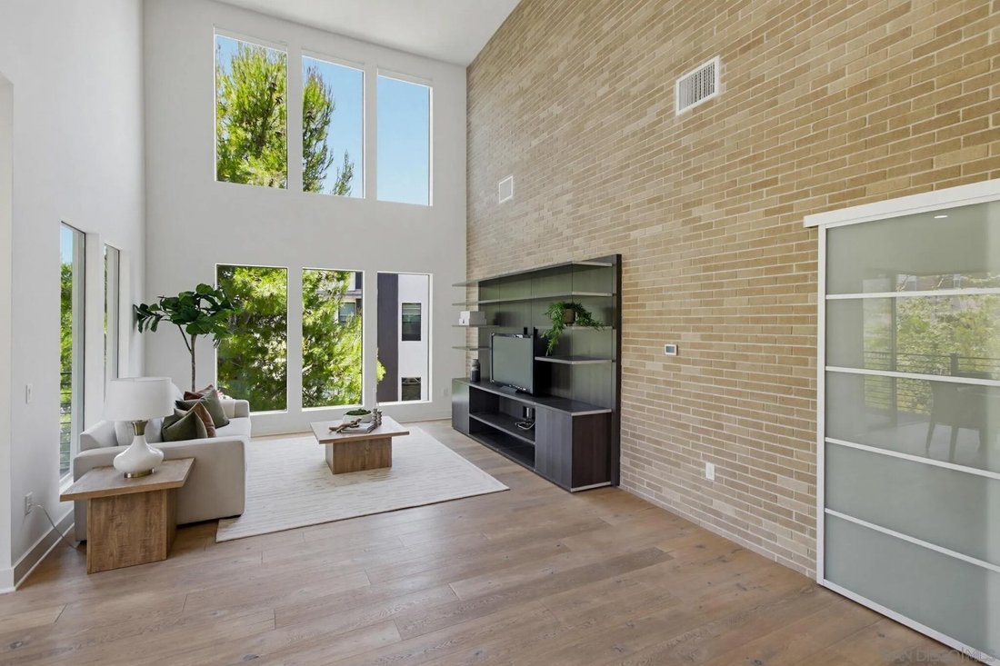 Condo in San Diego, California, United States 1 - 18154377