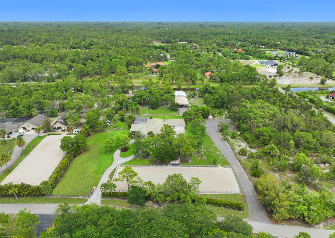 House in The Acreage, Florida, United States 4 - 18155303
