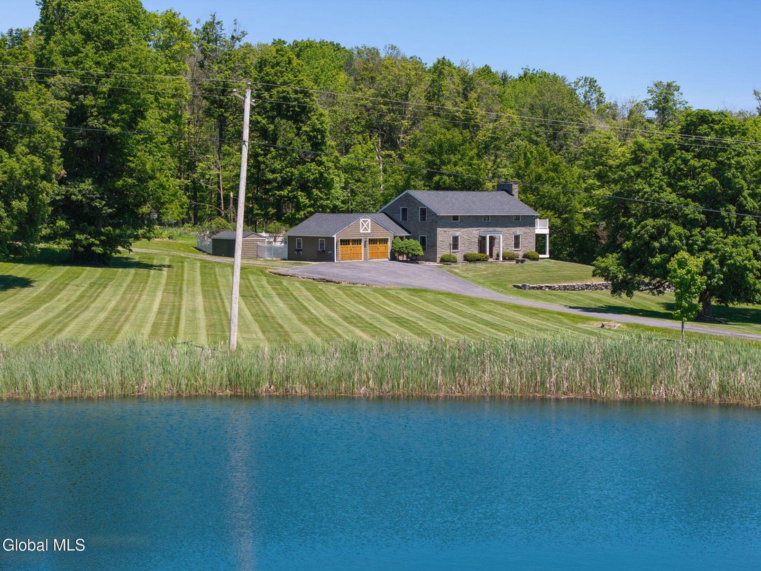 House in Cobleskill, New York, United States 1 - 18160003