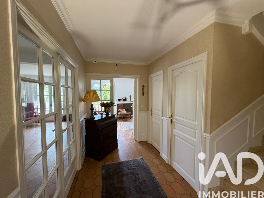 House in Stalingrad, Le Blanc-Mesnil, France 4 - 18169322