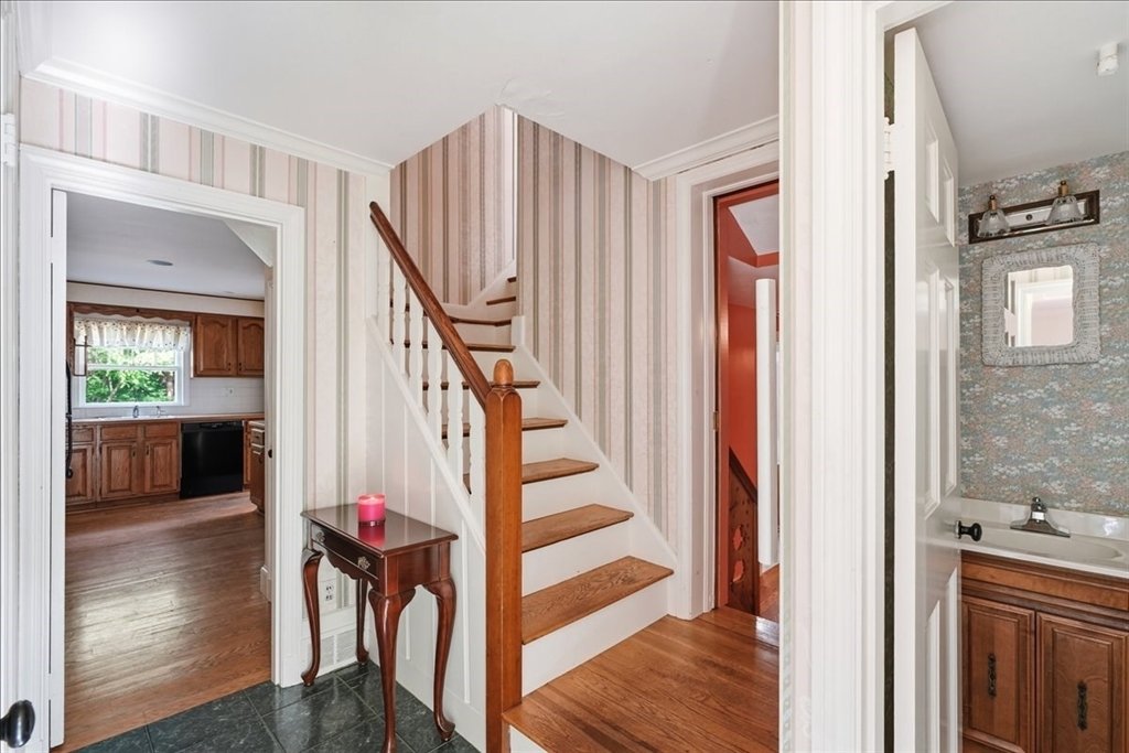 House in Needham, Massachusetts, United States 4 - 18161738