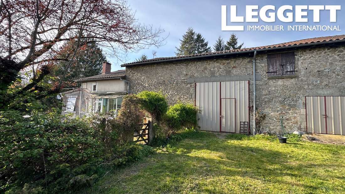 Farm Ranch in Marval, Nouvelle-Aquitaine, France 1 - 14575363