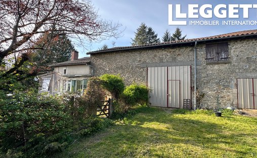 Farm Ranch in Marval, Nouvelle-Aquitaine, France 1