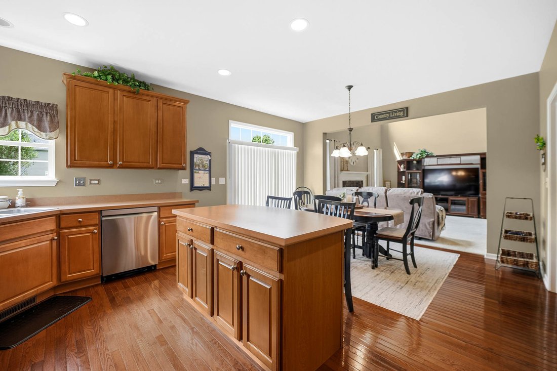 House in Yorkville, Illinois, United States 2 - 18159489