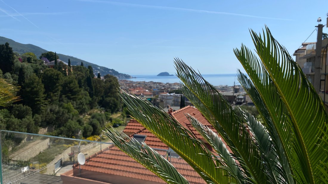 Apartment in Central Hill, Alassio, Liguria 1 - 18154525