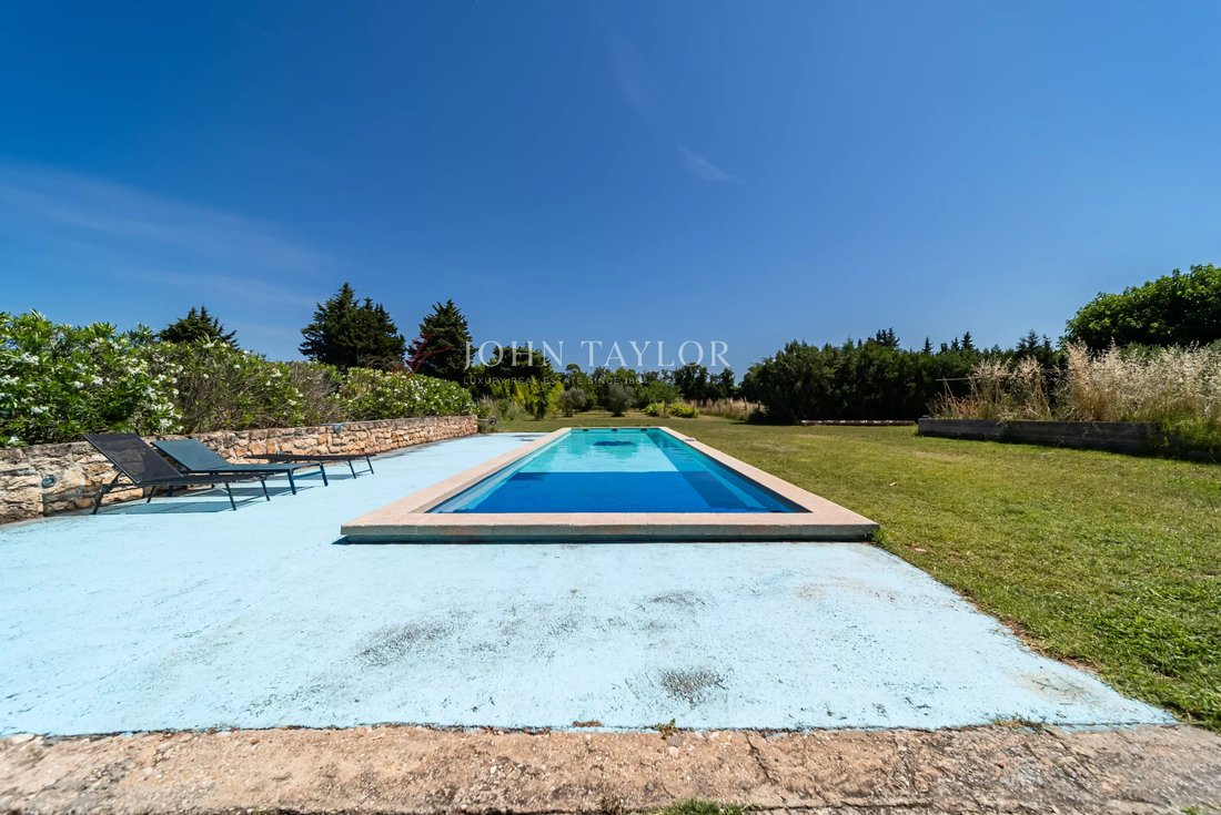 Country House in Cavaillon, Provence-Alpes-Côte d'Azur, France 3 - 18156284