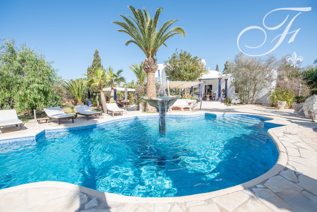 Villa in Sant Jordi de ses Salines, Sant Josep de sa Talaia, Balearic Islands 2 - 14214666