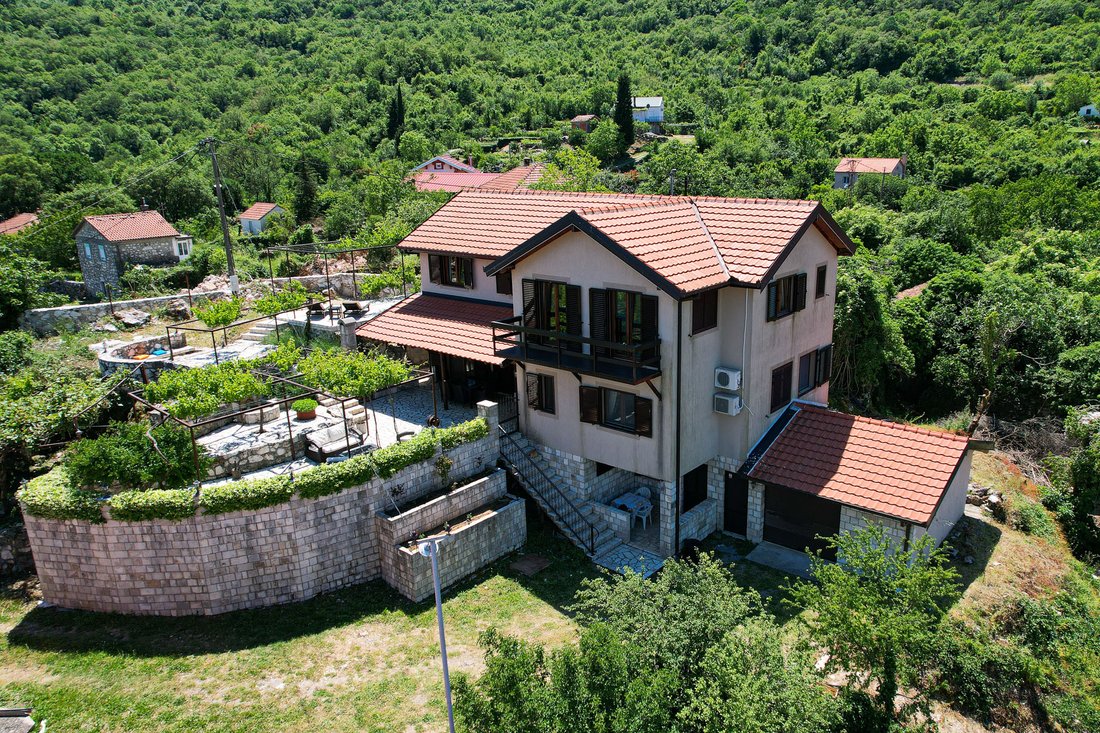 House in Gluhi Do, Bar Municipality, Montenegro 1 - 18109667