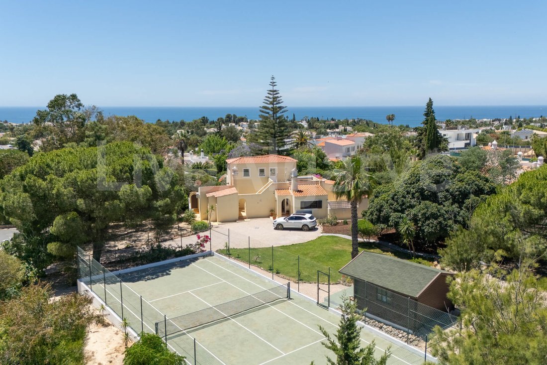 Villa in Carvoeiro, Algarve, Portugal 2 - 18154015