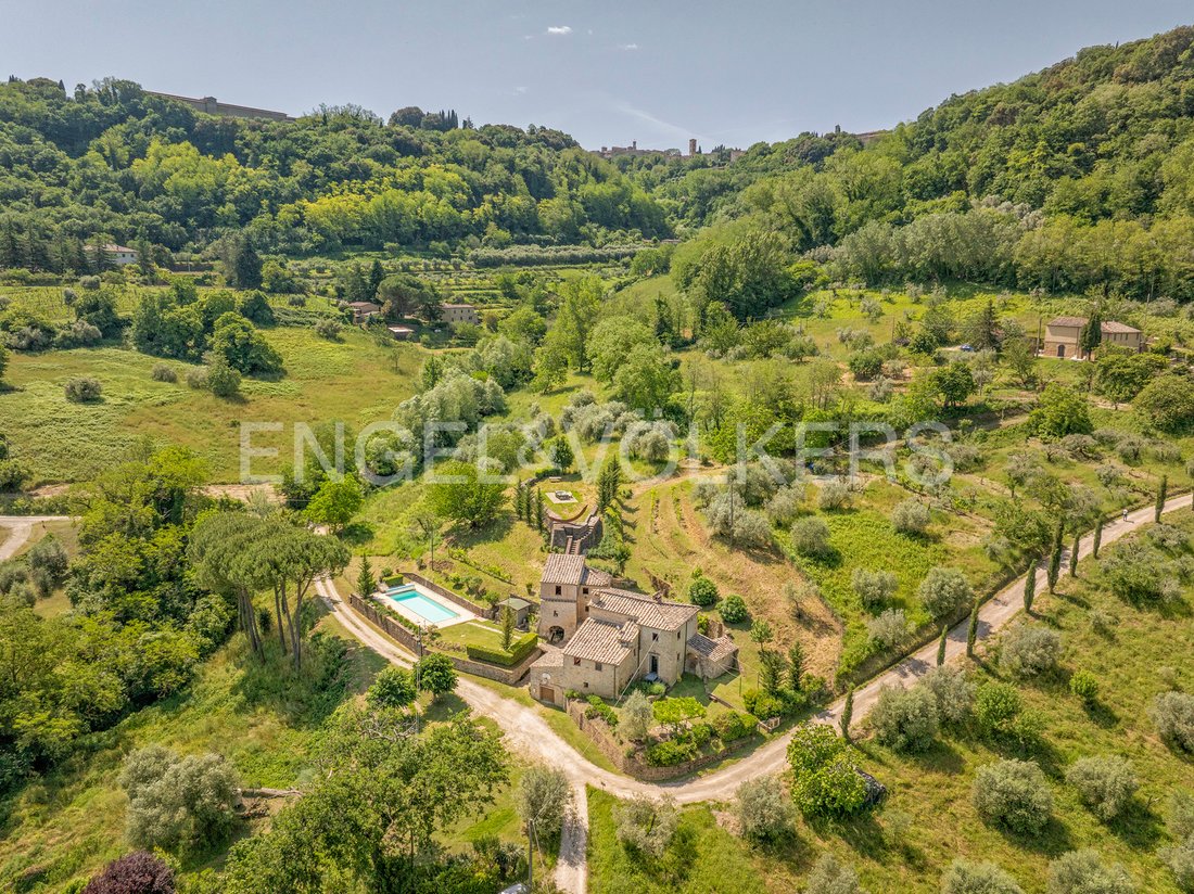 Country House in Volterra, Tuscany, Italy 1 - 18154112
