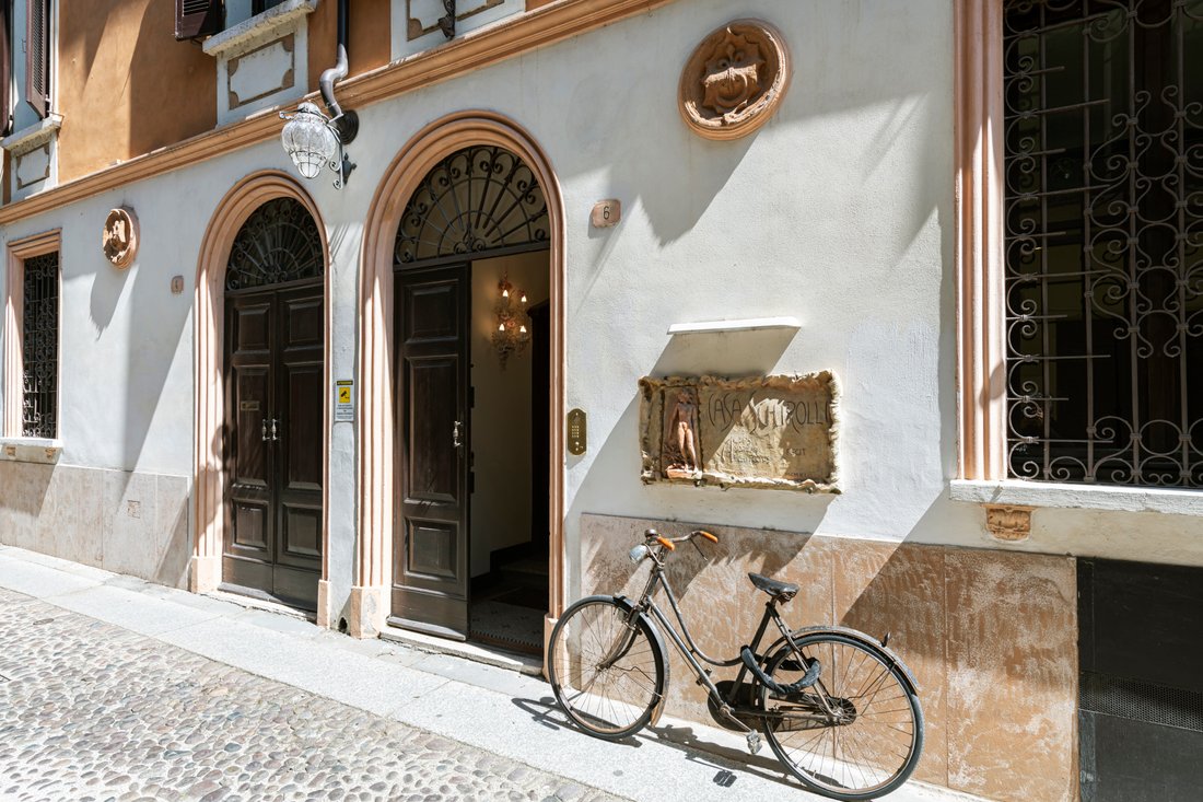 House in Historic Center, Mantua, Lombardy 2 - 18155068