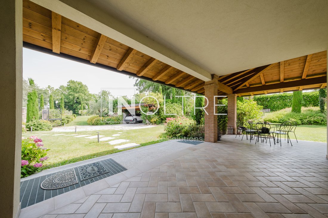 Villa in Castelnuovo del Garda, Veneto, Italy 5 - 18154115