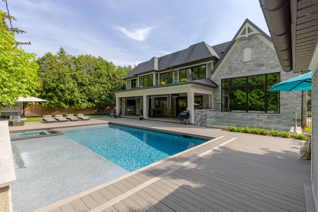 House in Oakville, Ontario, Canada 3 - 18156677