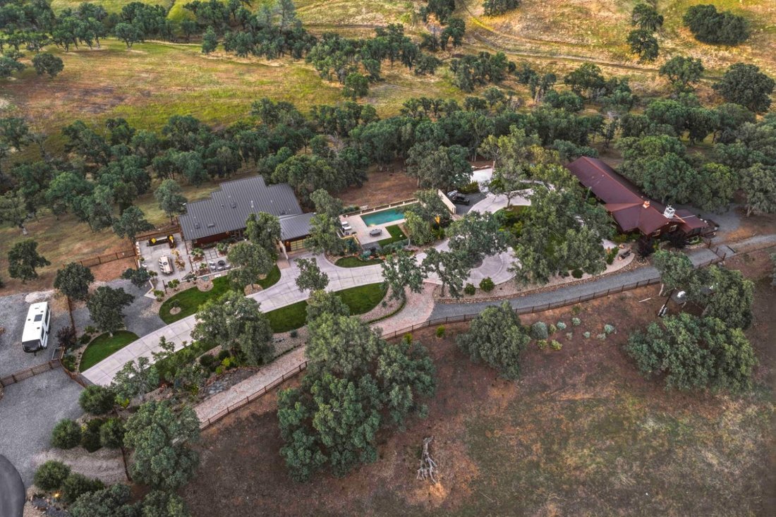 House in Winters, California, United States 1 - 18156318