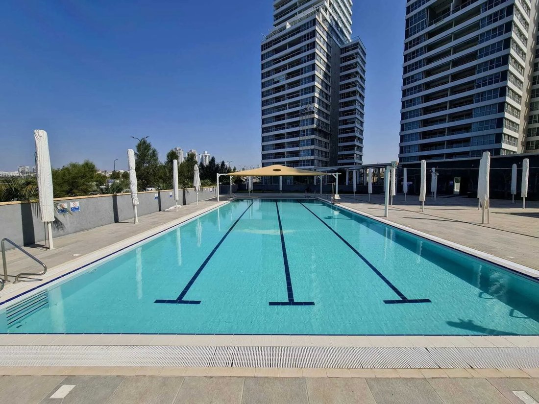 Penthouse in Netanya, Center District, Israel 1 - 18168571
