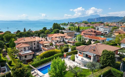 Villa en Bardolino, Véneto, Italia 1