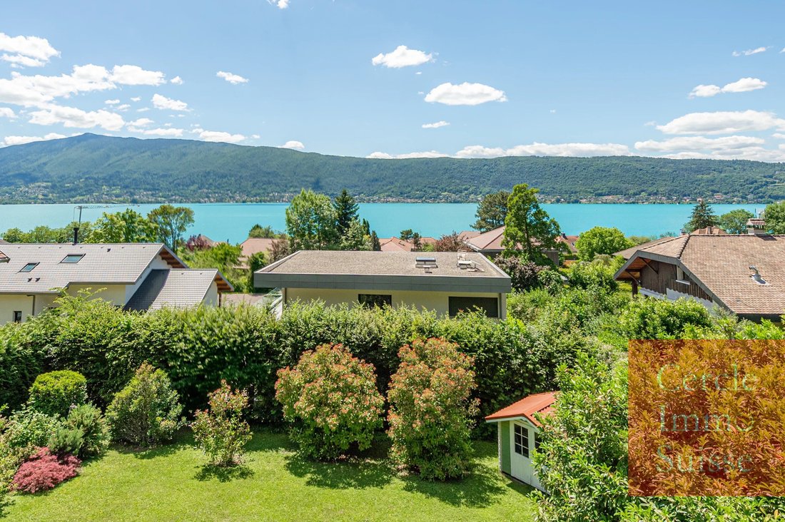 Villa in Veyrier-du-Lac, Auvergne-Rhône-Alpes, France 1 - 18165765
