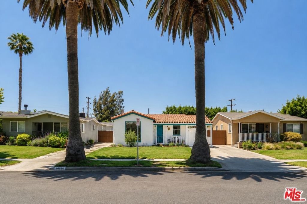House in Los Angeles, California, United States 1 - 18167065