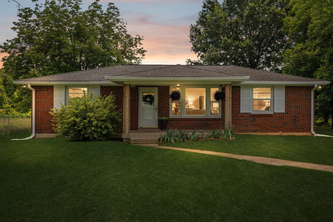 House in Nashville, Tennessee, United States 2 - 18164829