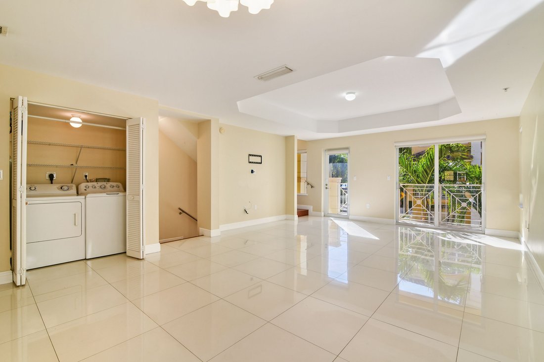 Condo in Golden Beach, Florida, United States 4 - 18171600
