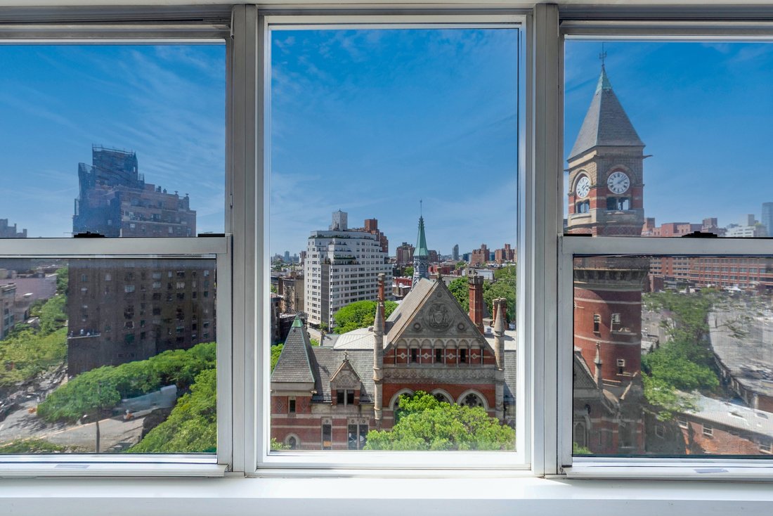Co Op in New York, New York, United States 5 - 18165584