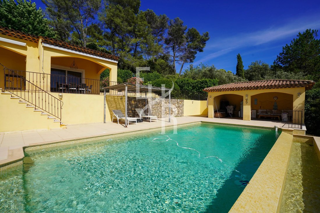 House in Mougins, Provence-Alpes-Côte d'Azur, France 2 - 17851744