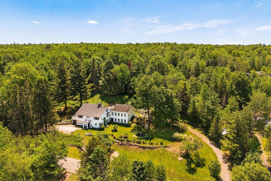 House in Lac-Brome, Quebec, Canada 2 - 17847433
