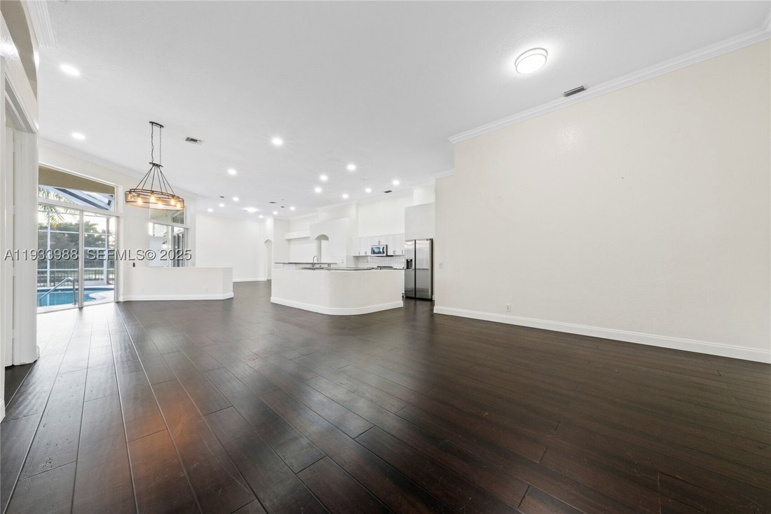 House in Weston, Florida, United States 2 - 16842635