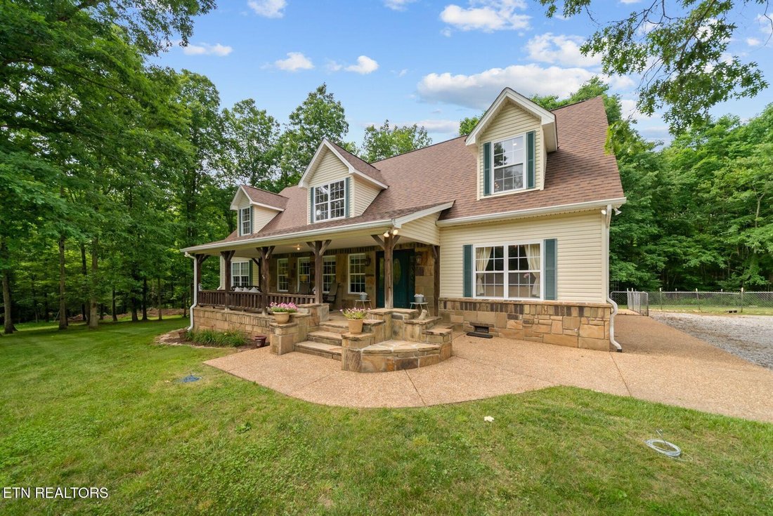 House in Crossville, Tennessee, United States 1 - 18166981