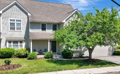 House in Newton, Massachusetts, United States 1