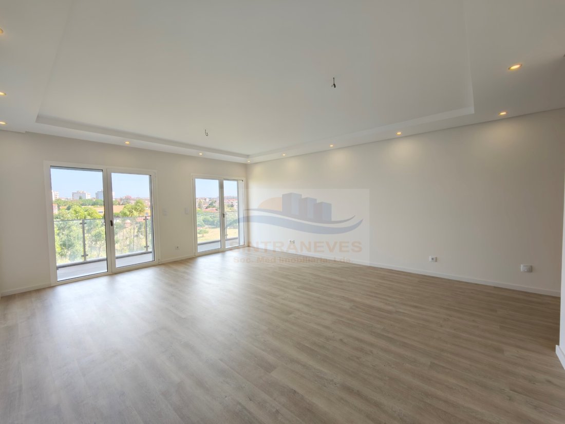 Apartment in Carcavelos e Parede, Lisbon, Portugal 4 - 18168951