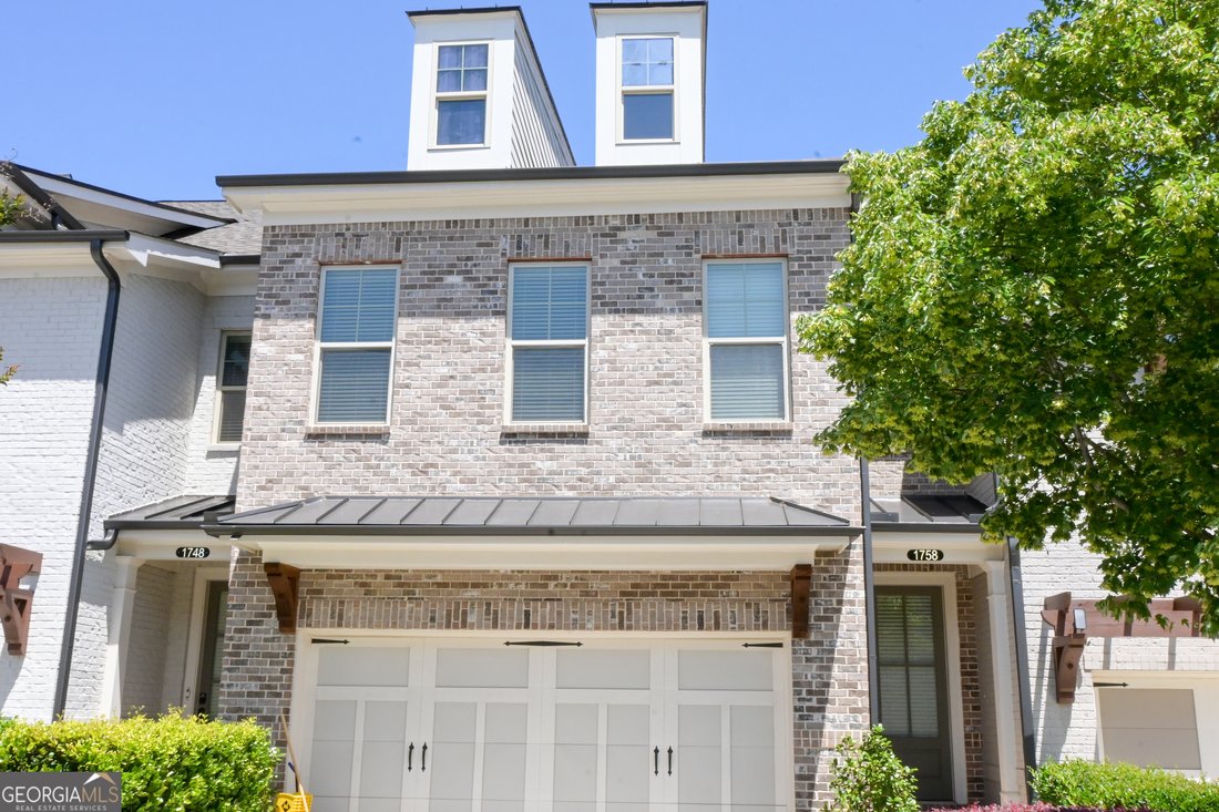 House in Johns Creek, Georgia, United States 1 - 18165045
