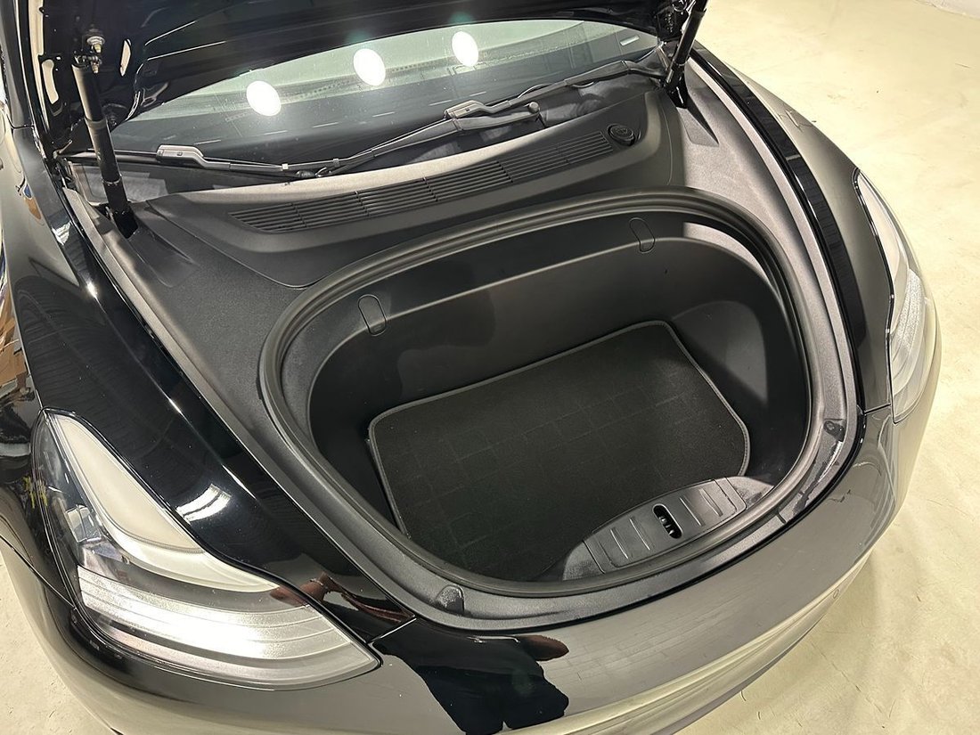 Sedan in Carol Stream, IL, United States 3 - 18168859