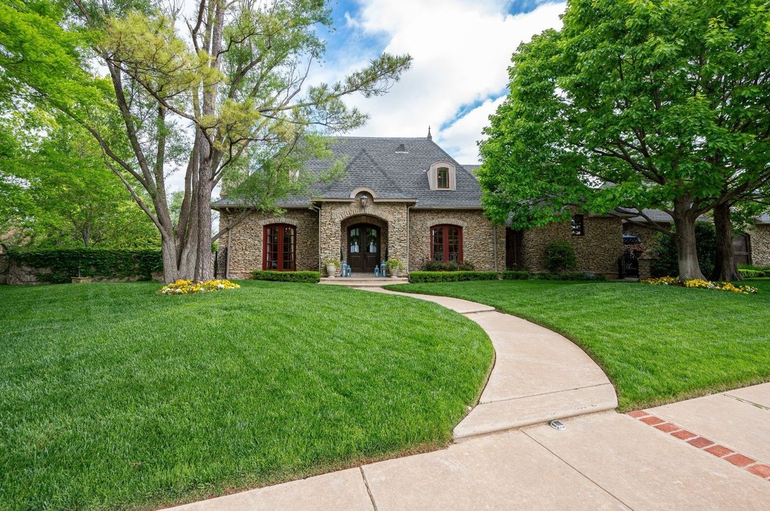House in Edmond, Oklahoma, United States 2 - 18165462