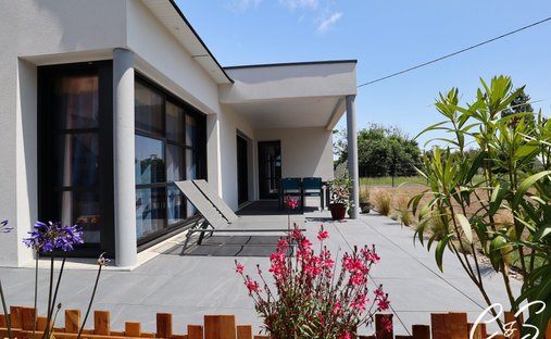 House in Plobannalec-Lesconil, Brittany, France 1