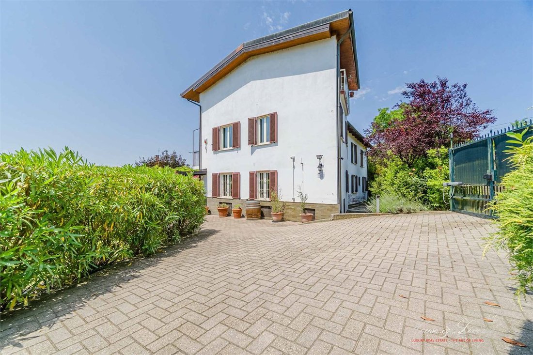 Villa in Trofarello, Piedmont, Italy 3 - 18166784