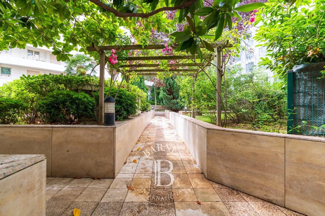 Apartment in Ile de la Jatte - Square Baudin, Levallois-Perret, France 4 - 18164955