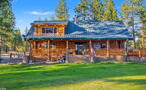 House in Bonanza, Oregon, United States 1