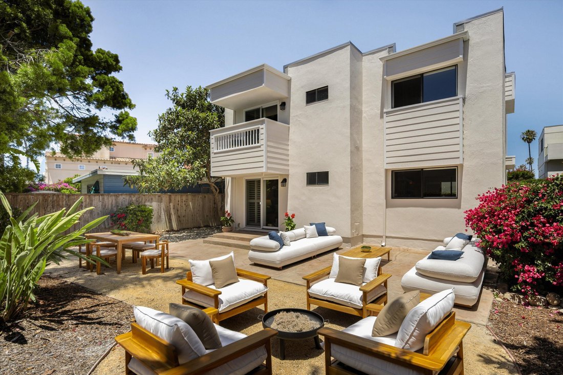 House in Ventura, California, United States 4 - 18171822