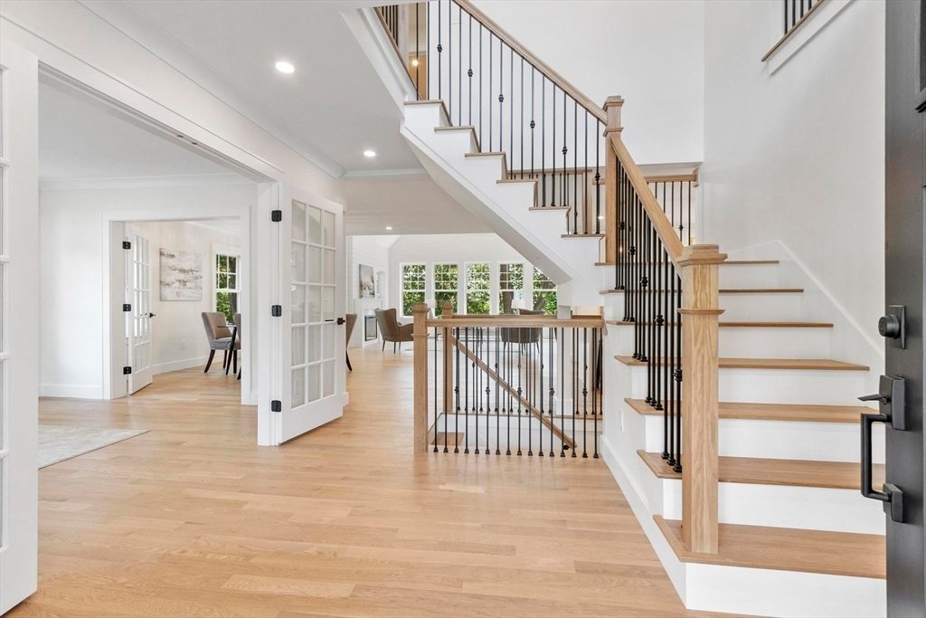 House in Waltham, Massachusetts, United States 2 - 18168383