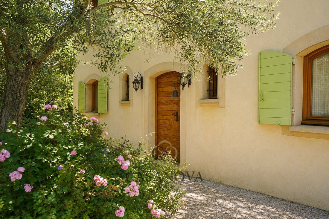 Villa in Sommieres, Occitania, France 5 - 18167670